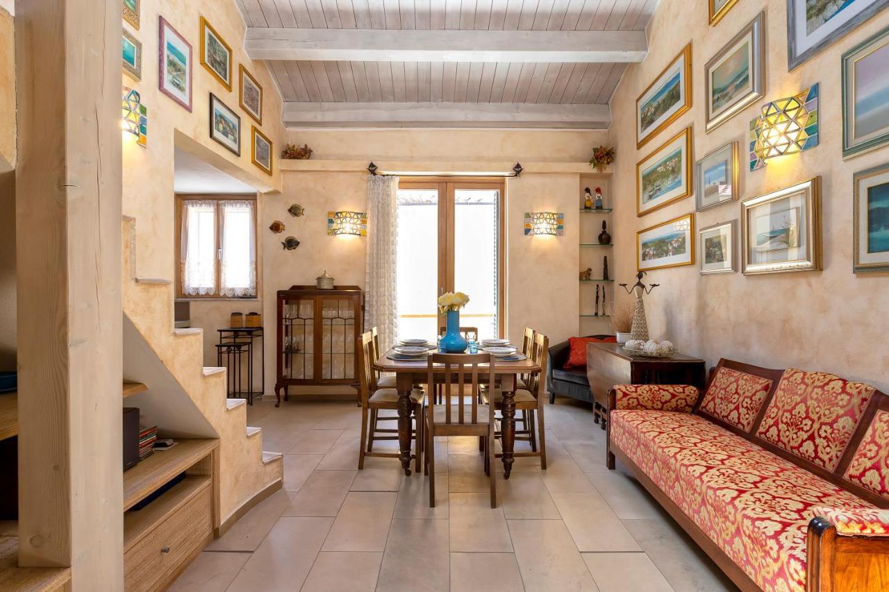Casa Ferret. Appartamento Nel Cuore Di Alghero Dış mekan fotoğraf